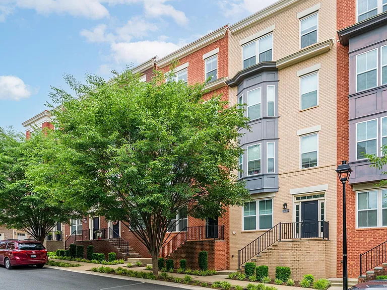 11692 Sunrise Square Pl — Photo 2