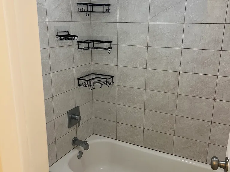 MIAMI CONDO HOLDINGS — Photo 7