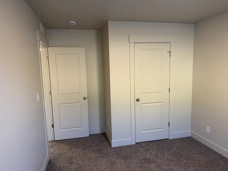 4013 S Woodland Ave — Photo 40