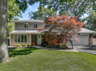 7 Ardendale Rd, East Northport, NY 11731