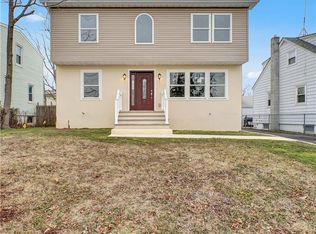 989 Hamilton St, Somerset, NJ 08873
