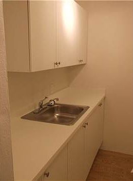 4th image of 16215 NE 18th Ct APT 104