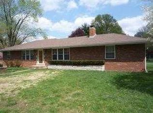 14 Elm Dr, Florissant, MO