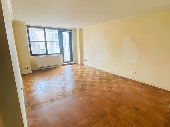 301 E 87th St APT 21A, Manhattan, NY 10128