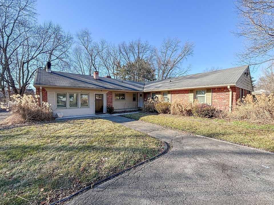 1st image of 5540 Woodside Dr
