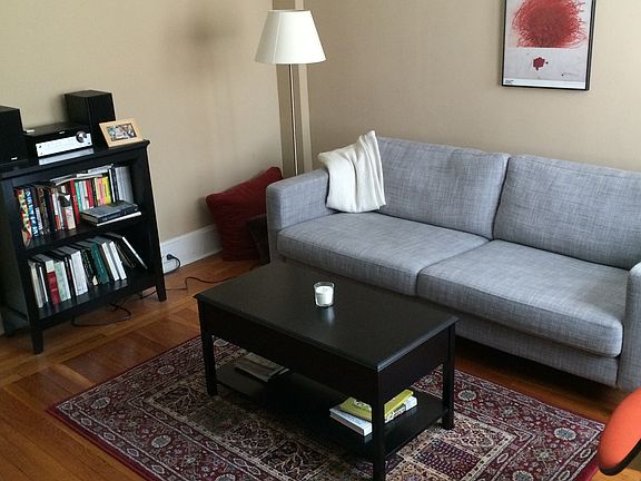 3rd image of 204 Alden Ave APT 2