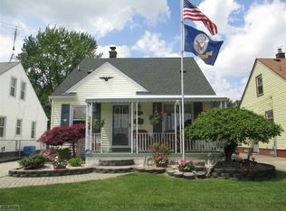 29901 Kelly Rd, Roseville, MI 48066