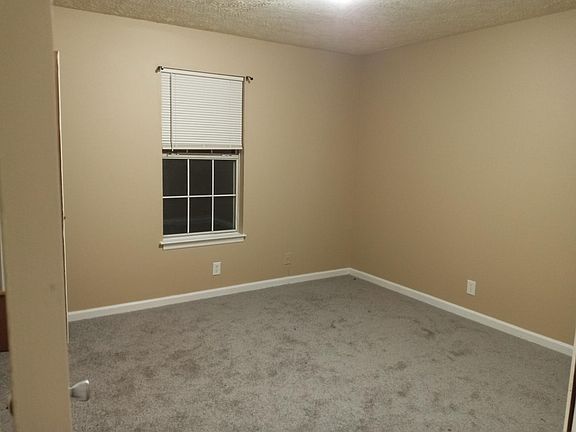 2nd image of 140 Harriette Dr