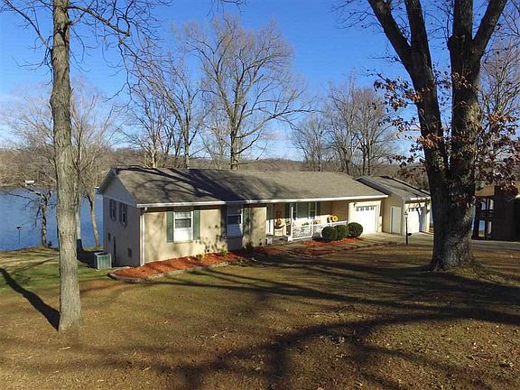 2nd image of 440 Solomon Dr