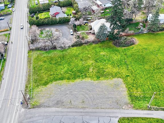 3rd image of 10 West St