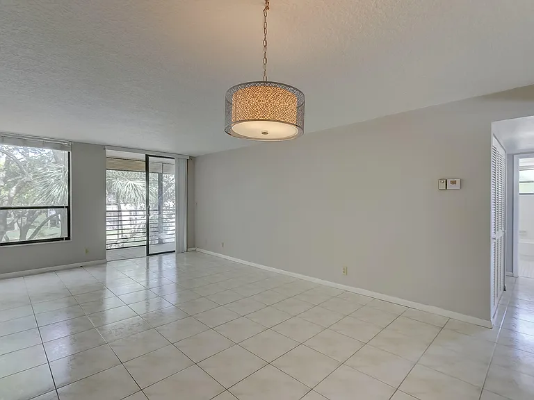 6751 N University Dr #302 — Photo 7