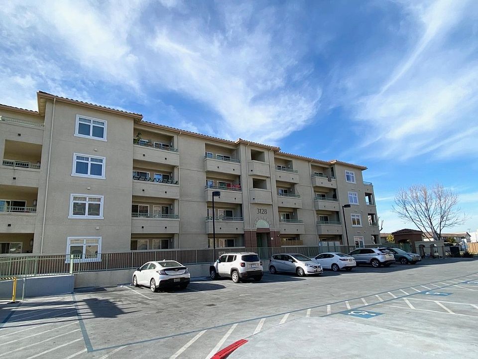 1st image of 3128 Loma Verde Dr APT 310