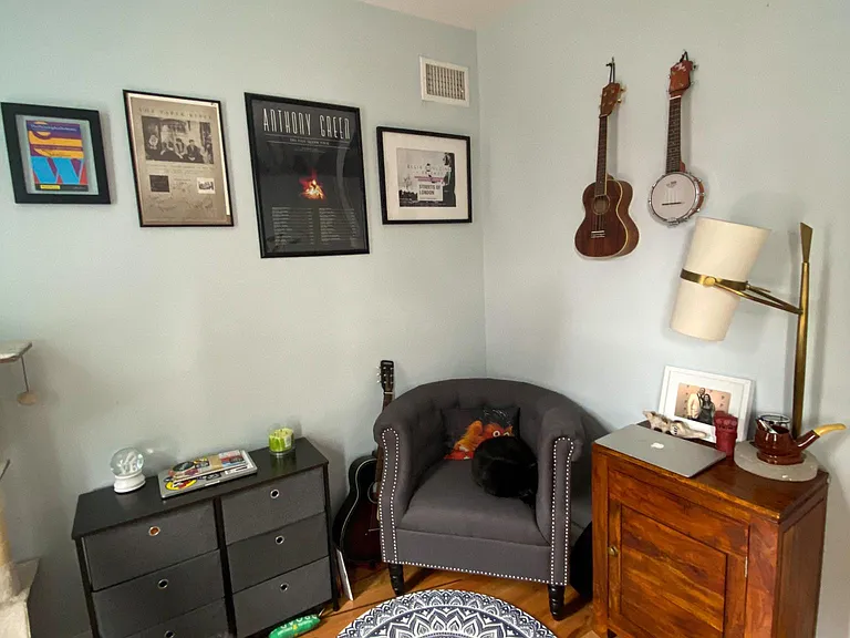 1247 N Dover St — Photo 30