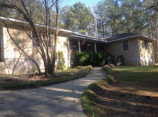 455 Stonegables Ct, Gray, GA 31032