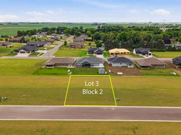 1408 Castle St, Larchwood, IA 51241