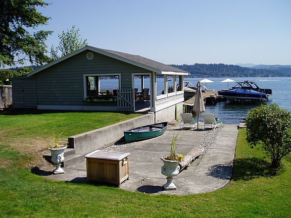 Shared cabana and dock with deeded slip