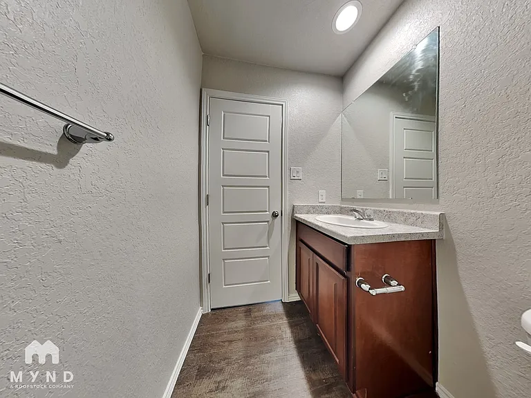 7508 Twin Pine Ct — Photo 17