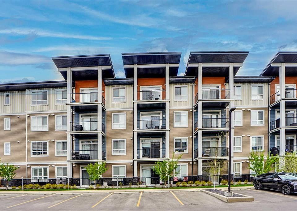 1st image of 25 SW Walgrove Walk SE #111
