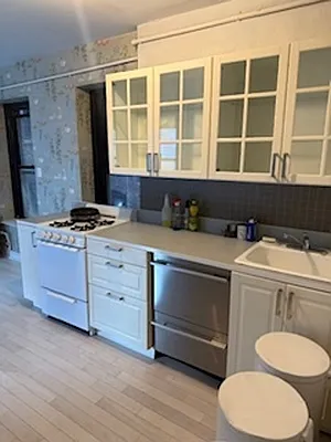 Rented by Lexington Properties LLC | media 6