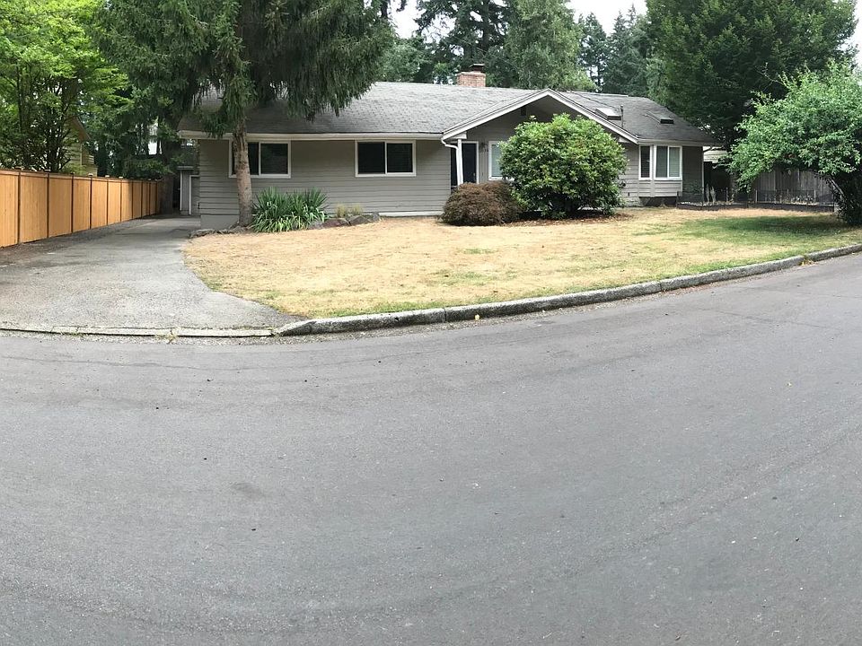 1st image of 12020 NE 62nd St