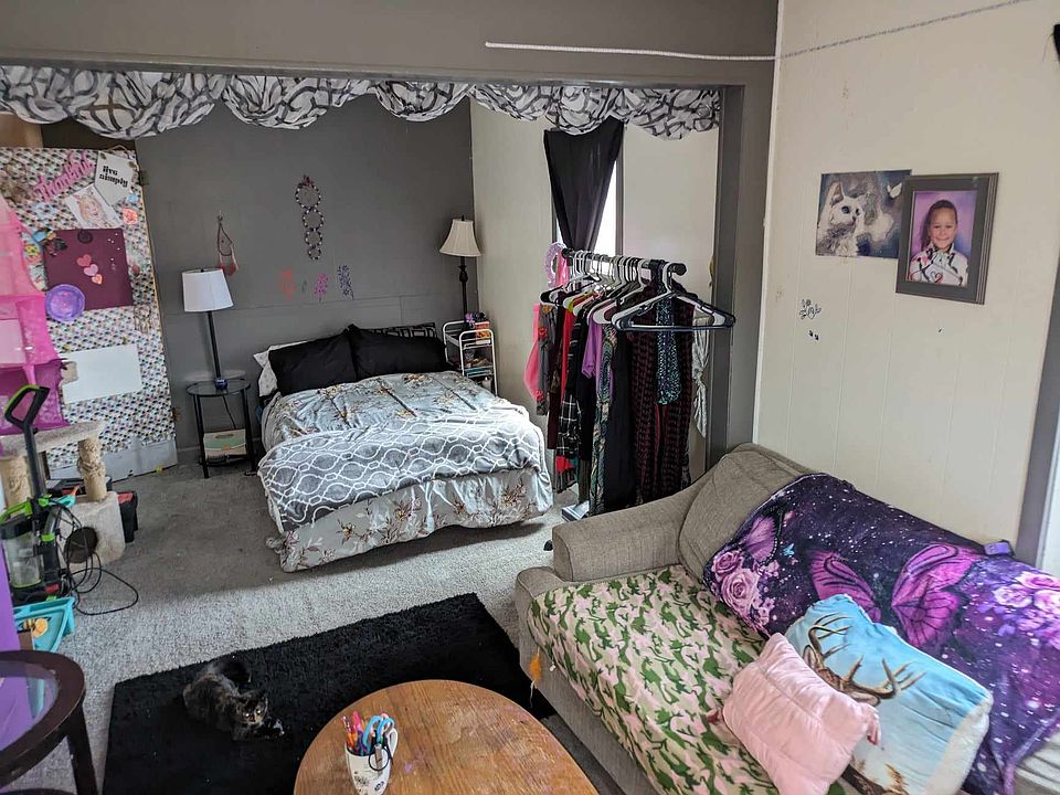 1st image of 115 W 3rd Ave #3