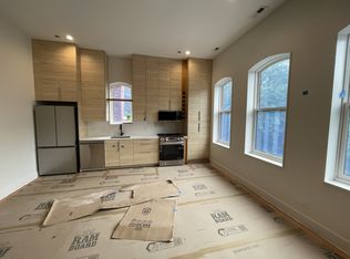 1057 N Wolcott Ave #2W, Chicago, IL 60622