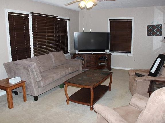 3rd image of 1117 NW 31st St