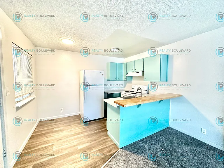 929 Willow St — Photo 5