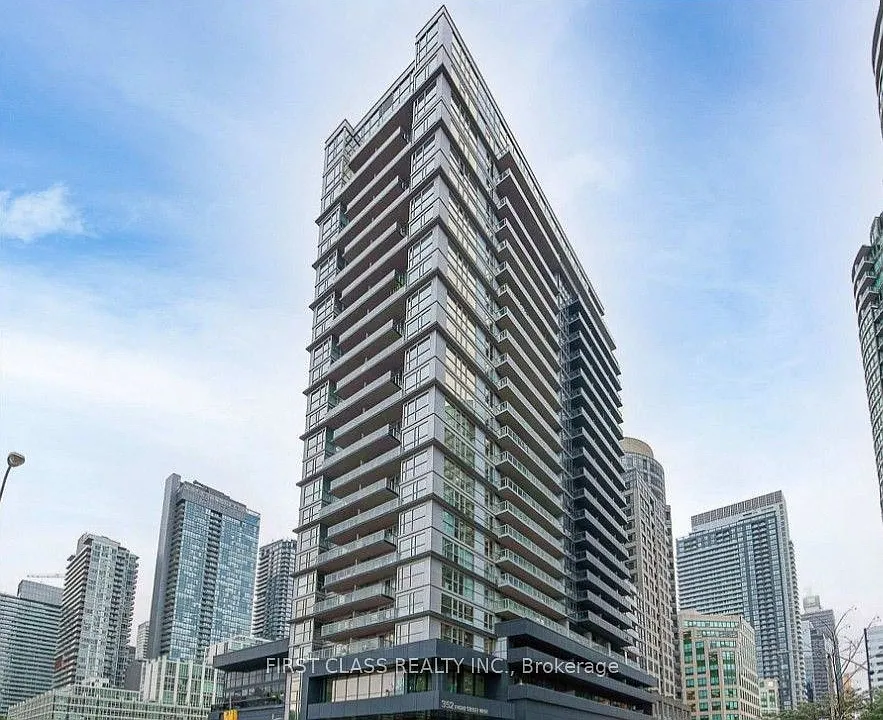 352 Front St W #1710
