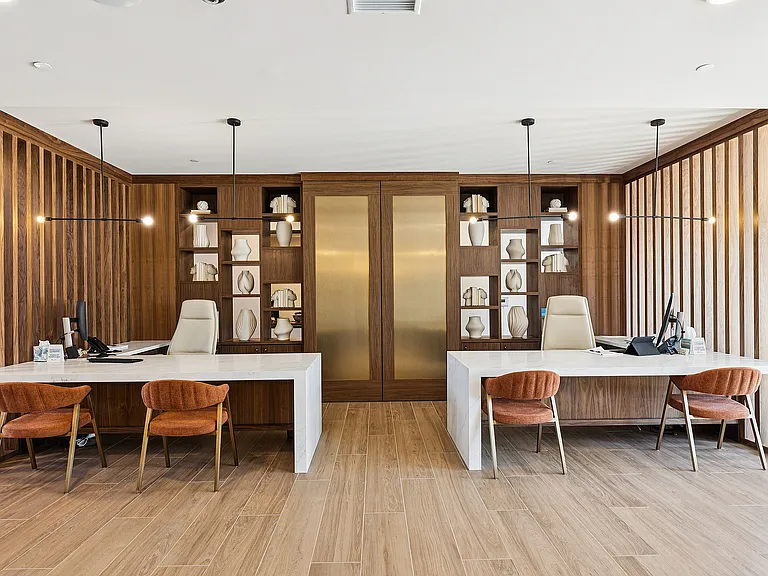 Elegant spaces to greet guests and unwind