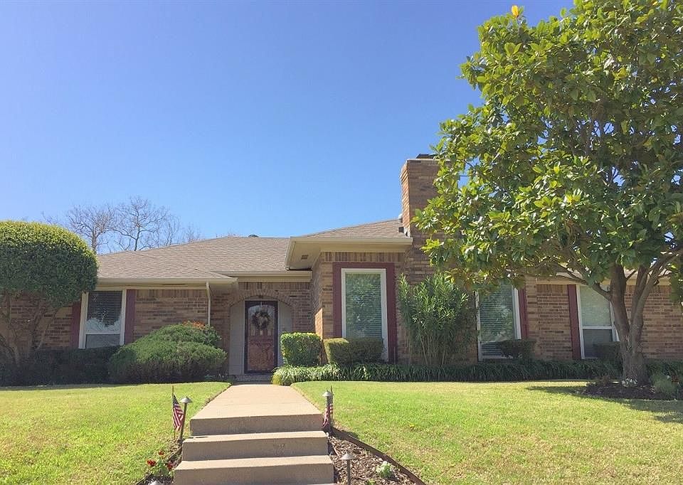 1st image of 1902 Meadowview Dr