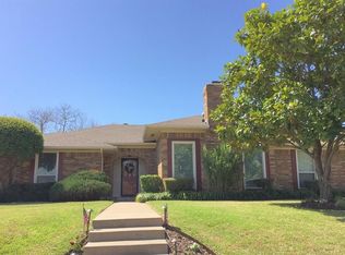 1902 Meadowview Dr, Garland, TX 75043