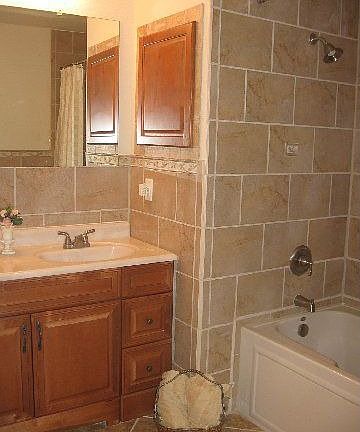 MASTER BATH WITH JETTA TUB