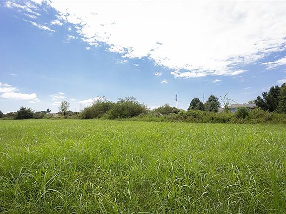 2nd image of McDole Ln
