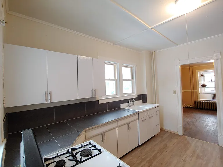57 Owego St — Photo 3