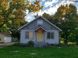 14484 16th Ave, Marne, MI 49435