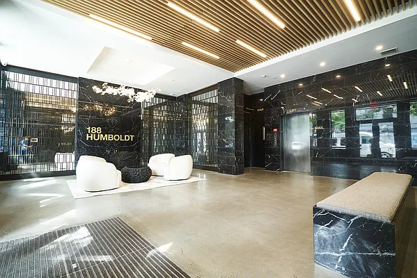 Rented by Lodger Corp | media 60