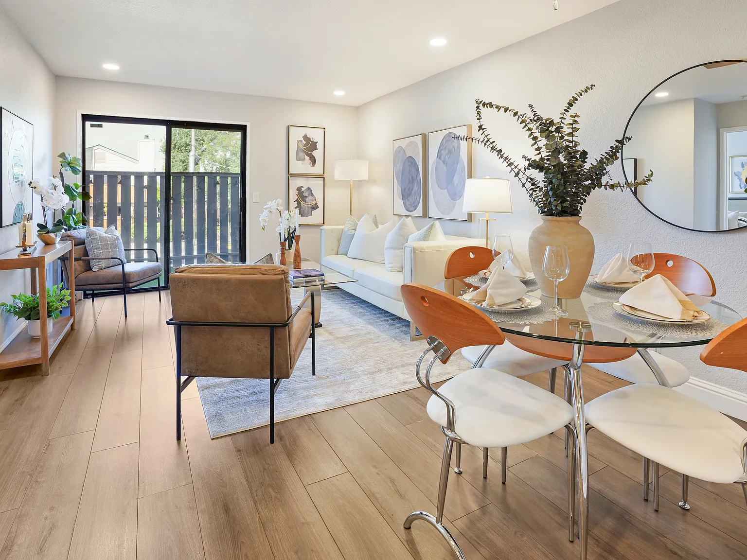 1 bed, 598 sqft, $2,500 — Photo 2