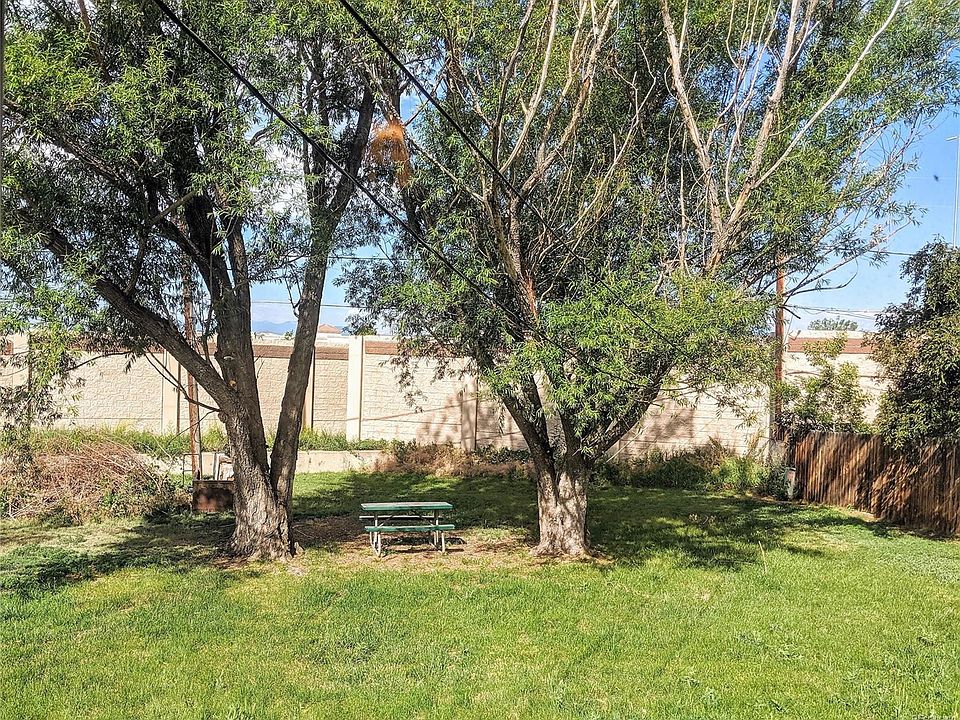 2nd image of 8521 Wagner Dr