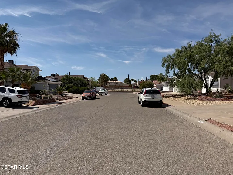 917 Tecate Pl — Photo 46