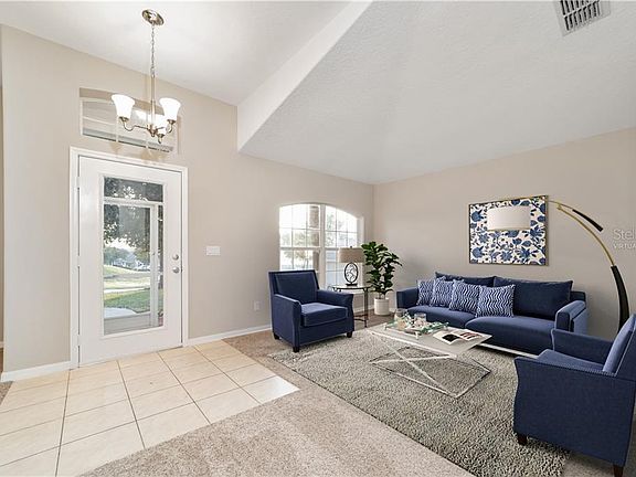 2nd image of 10213 Dovehill Ln