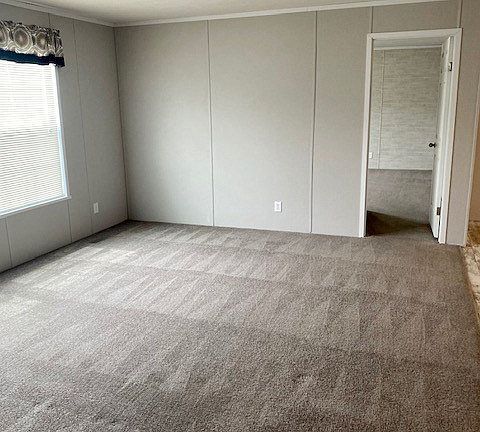 5th image of 516 Courtland Ln #555