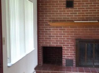 393 Ridgewood Ln, Lebanon, OH 45036