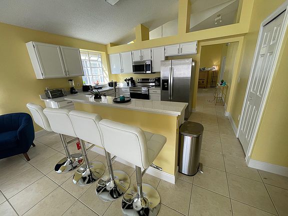 3rd image of 2420 Berkshire Ct #Id1059177p