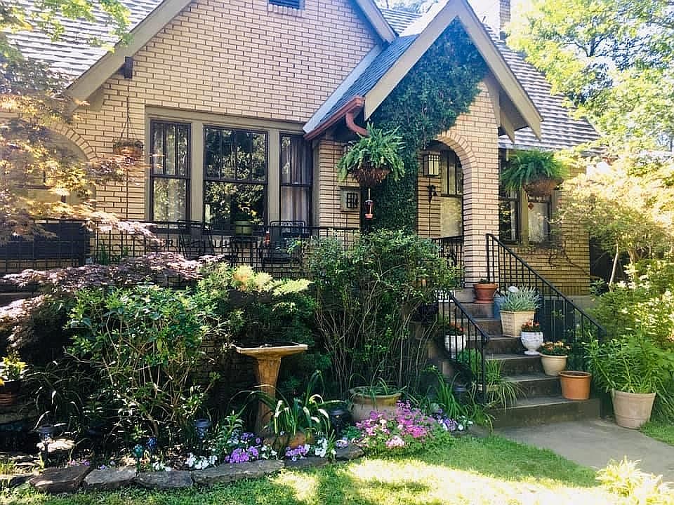2nd image of 3509 N Olive St
