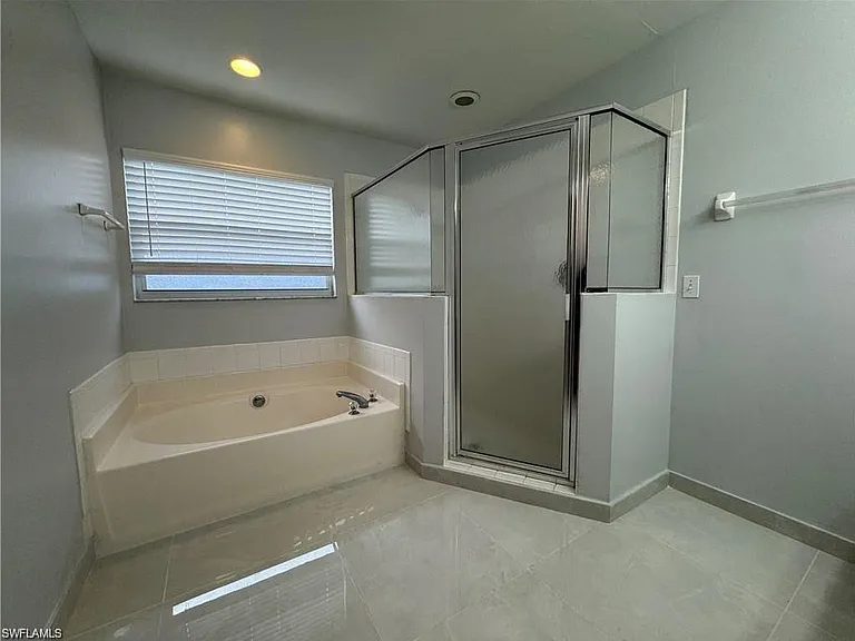 4649 Santiago Ln — Photo 16