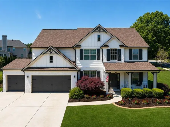 300 Ashgrove Ct, Woodstock, GA 30188