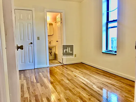 Rented by Highline Residential | media 3