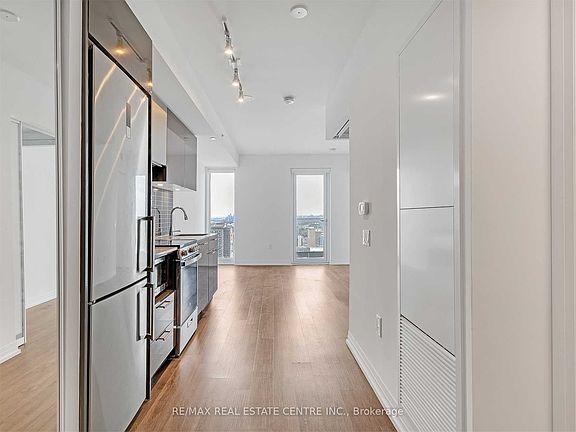 2nd image of 251 Jarvis St #4709