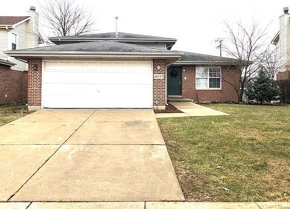 3rd image of 4637 Milford Ave #0